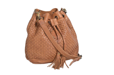STS Ranchwear Womens Sweetgrass Bucket Bag Distressed Tan Leather Bucket Bag