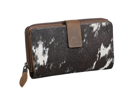 STS Ranchwear Womens Chelsea Distressed Brown Cowhide Zip Around Wallet